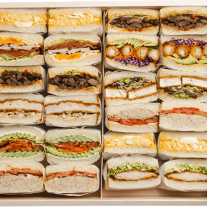 JAPANESE SANDO BOX